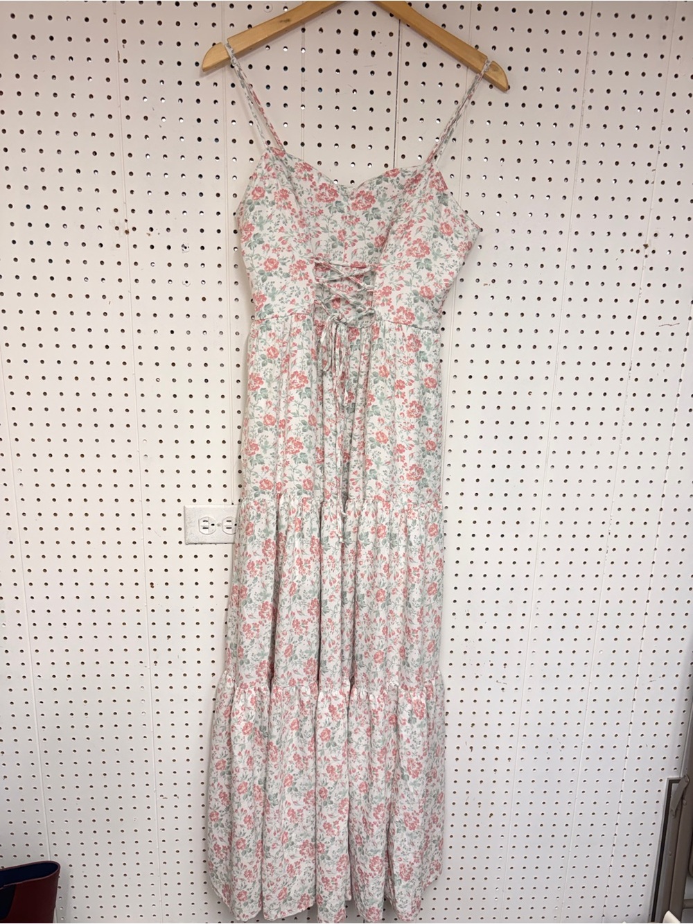 Francesca's Collections Pink & Green Floral Lace-Up Maxi Dress